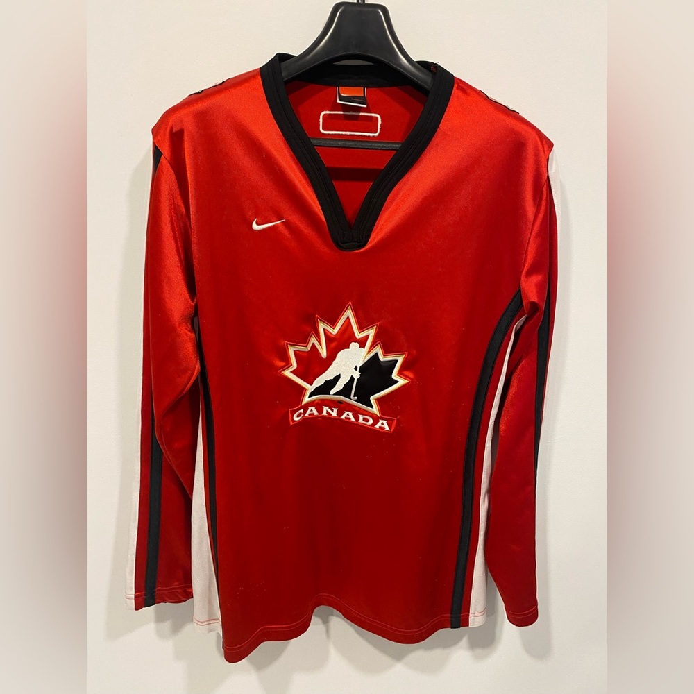 Nike Team Canada IIHF Jersey - Red - Size Large L